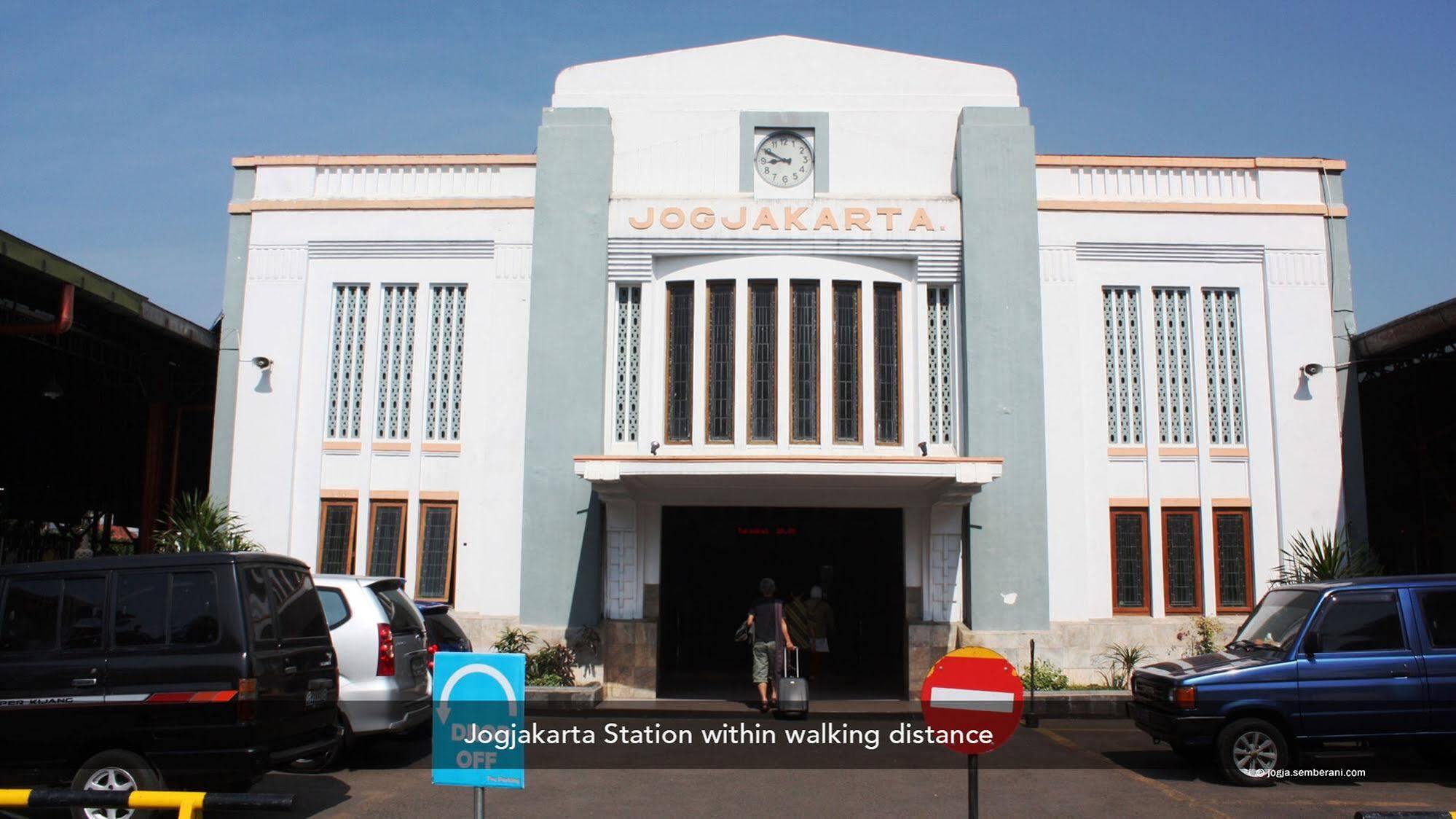 Zen Rooms Malioboro Sosrowijayan Wetan Yogyakarta Exteriör bild